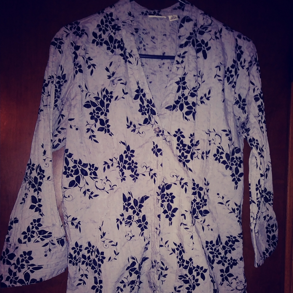 Ladies shirt